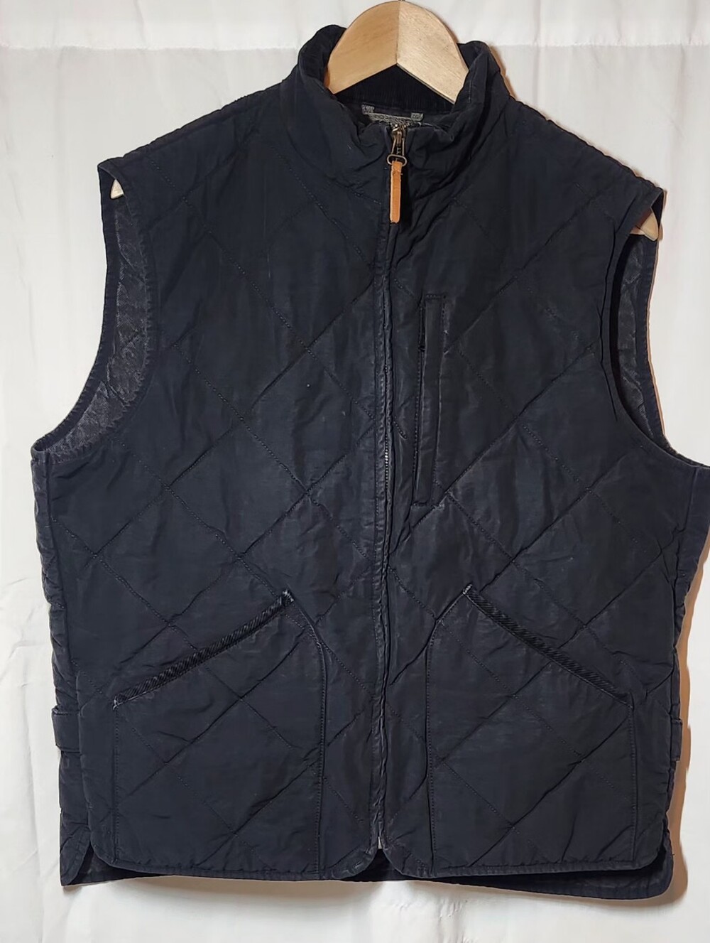 Men's Black J. Crew Sussex Diamond Quilted Vest Corduroy Linned Size Large